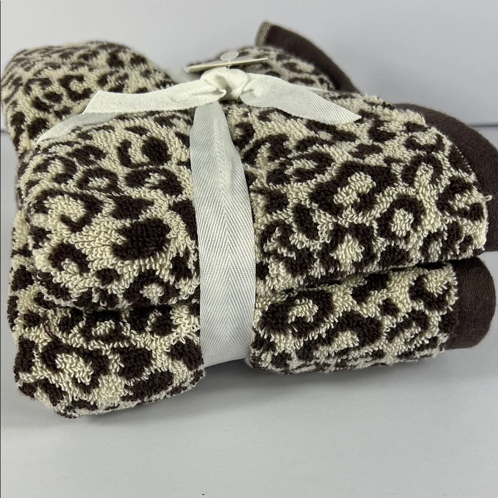 2 Pc Rachel Zoe Leopard Cheetah Animal Print Bath Hand Towels 100% Cotton NEW